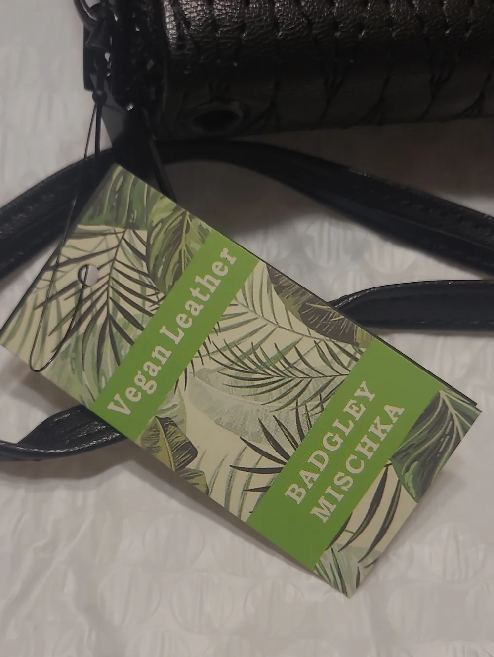 Badgley Mischka Wallet With Phone Holder With Strap To Carry Like A Wristlet
